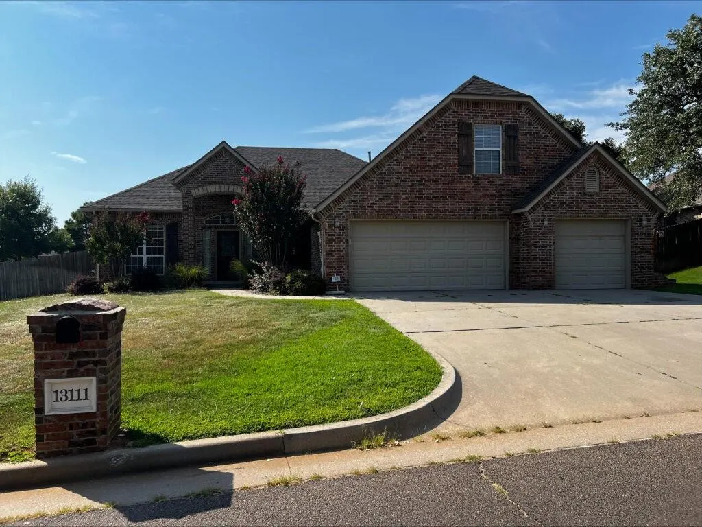 Front exterior — 13111 Red Oak Drive, Choctaw, OK 73020
