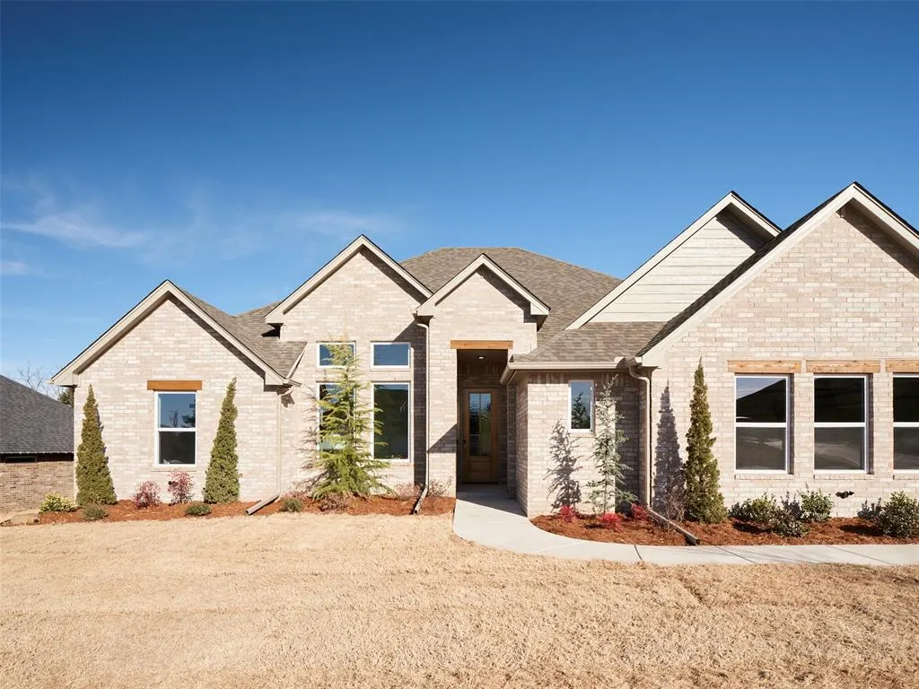 Photo 3 — 9217 SW 92nd Street, Mustang, OK 73064