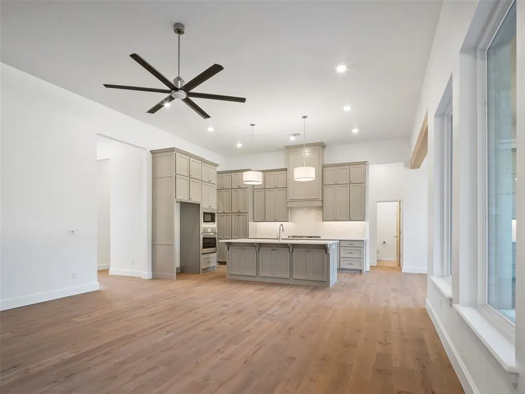 Photo 12 — 9217 SW 92nd Street, Mustang, OK 73064