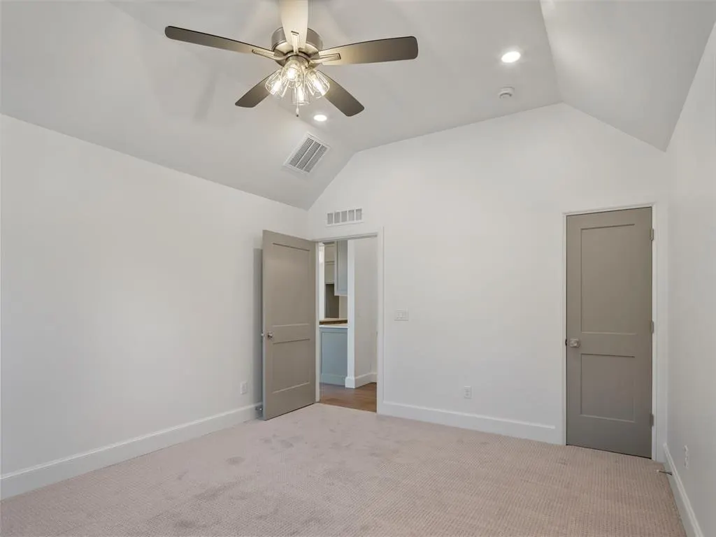 Photo 25 — 9217 SW 92nd Street, Mustang, OK 73064