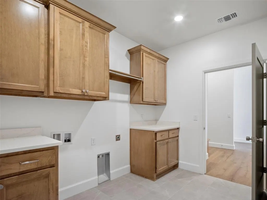 Photo 39 — 9217 SW 92nd Street, Mustang, OK 73064