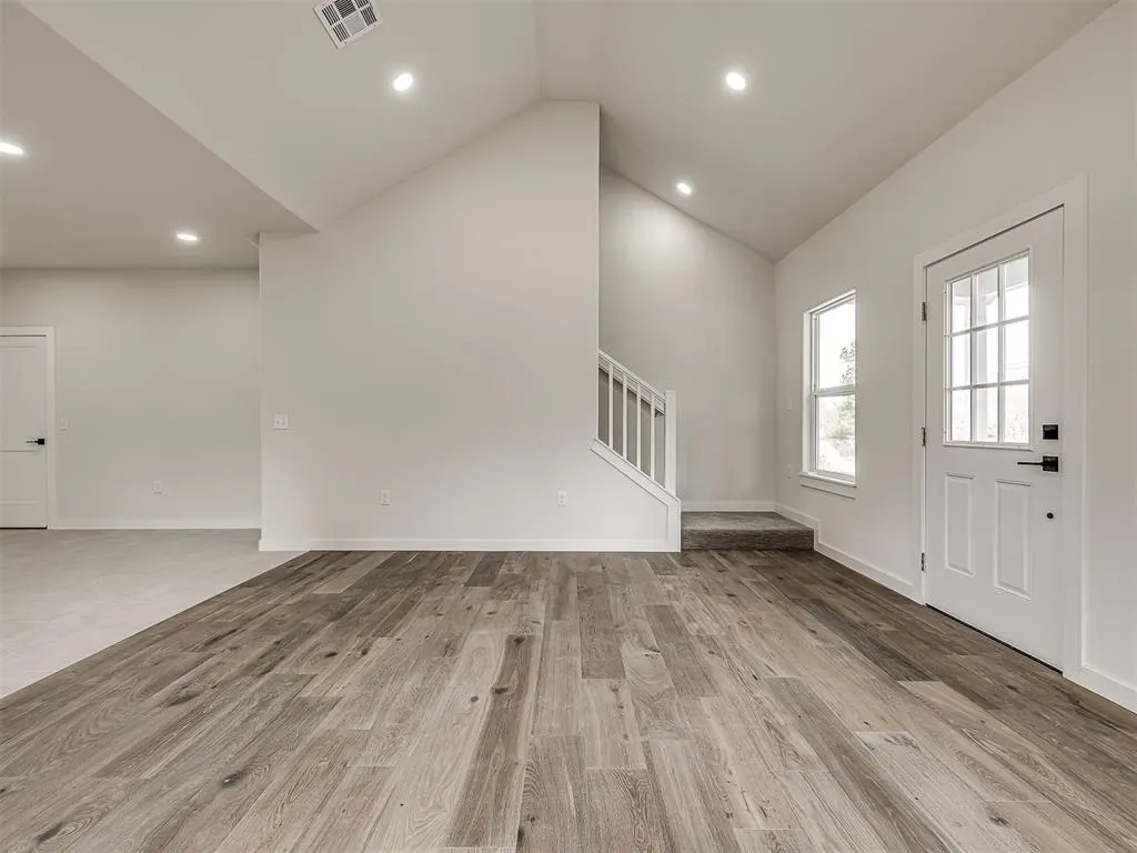 Photo 9 — 1701 E McGill Circle, Eufaula, OK 74432