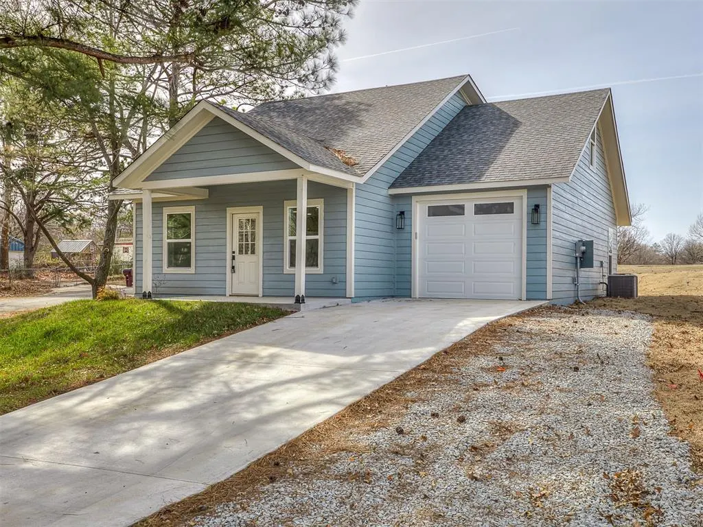 Photo 44 — 1701 E McGill Circle, Eufaula, OK 74432