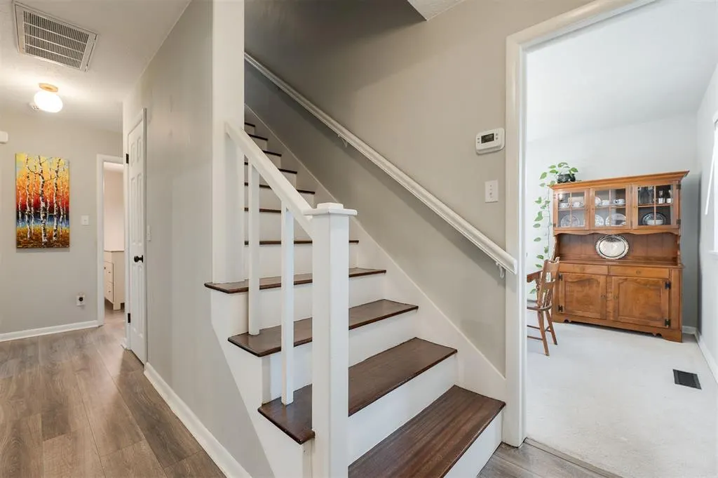 Photo 5 — 10820 N Victoria Place, Oklahoma City, OK 73120