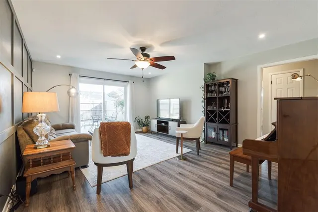 Photo 7 — 10820 N Victoria Place, Oklahoma City, OK 73120
