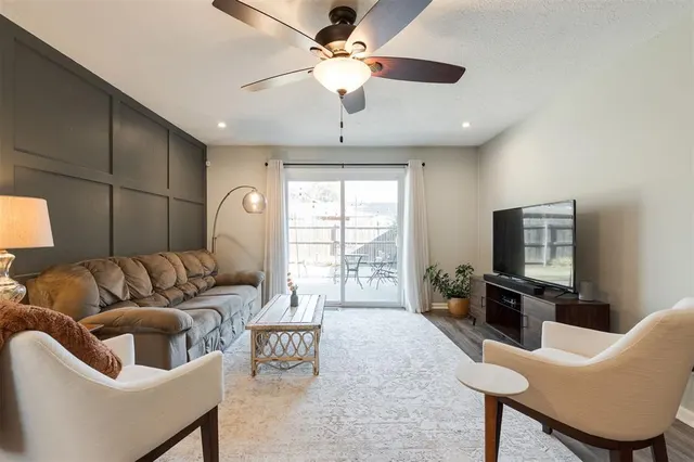 Photo 8 — 10820 N Victoria Place, Oklahoma City, OK 73120