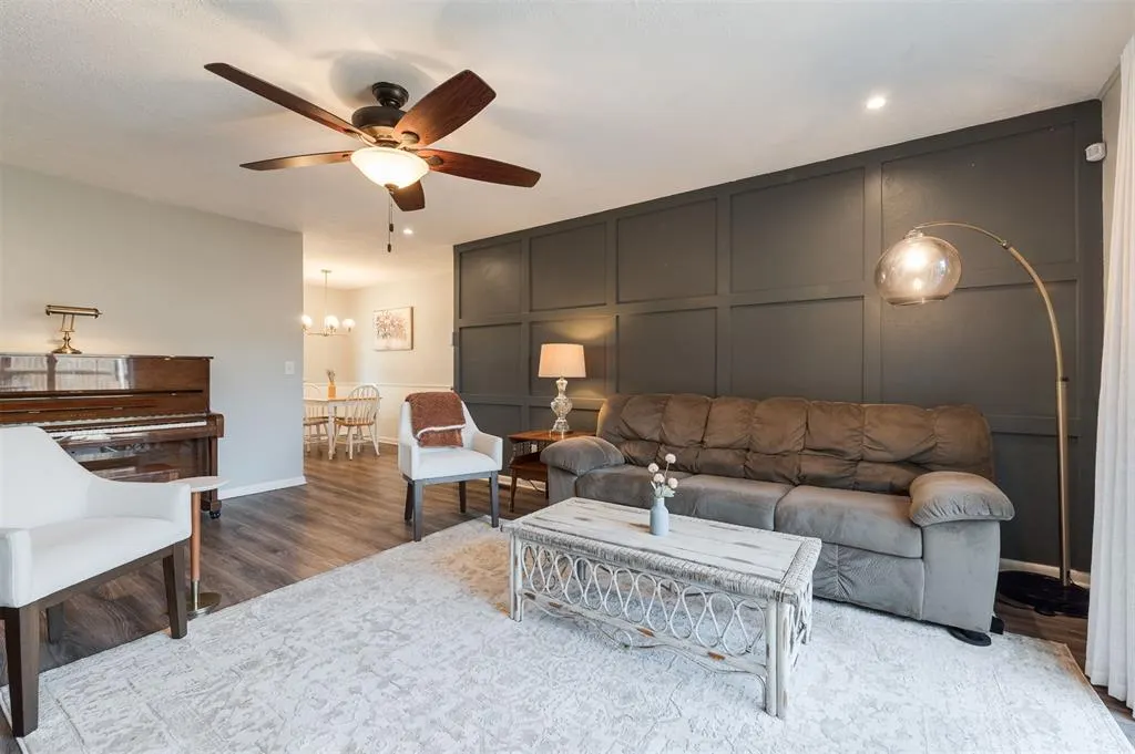Photo 11 — 10820 N Victoria Place, Oklahoma City, OK 73120