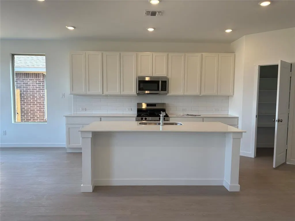 Photo 8 — 9101 SW 19th Street, Oklahoma City, OK 73128