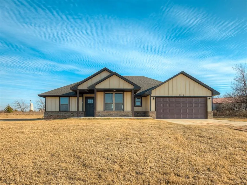 Front exterior — 2316 COUNTY ROAD 1329, Blanchard, OK 73010