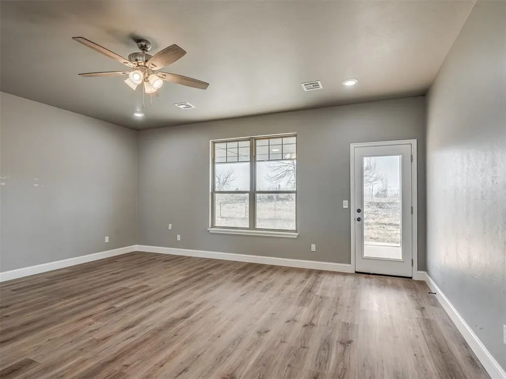 Photo 10 — 2316 COUNTY ROAD 1329, Blanchard, OK 73010