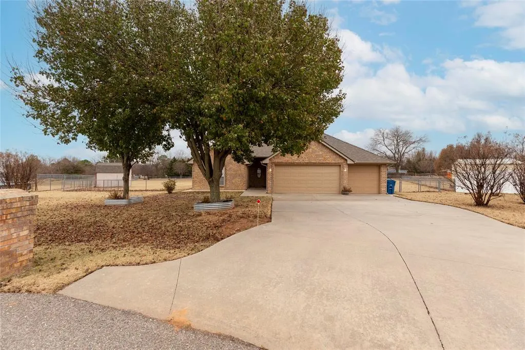 Front exterior — 1760 SE 5th Street, Newcastle, OK 73065