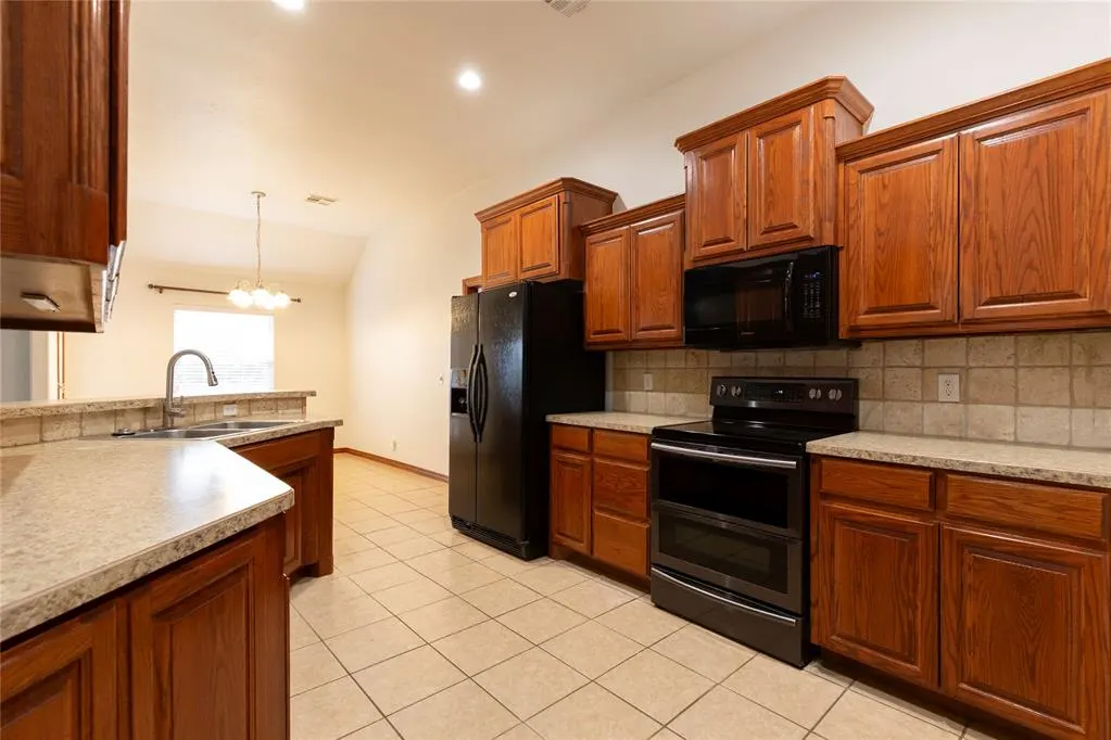 Photo 22 — 1760 SE 5th Street, Newcastle, OK 73065