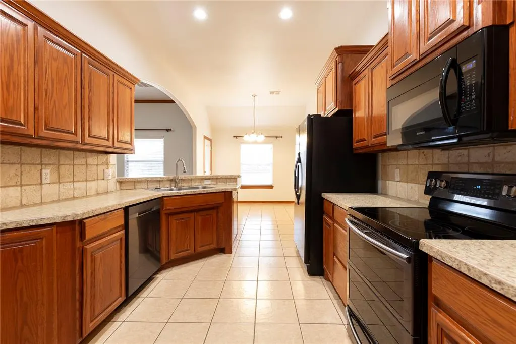Photo 23 — 1760 SE 5th Street, Newcastle, OK 73065