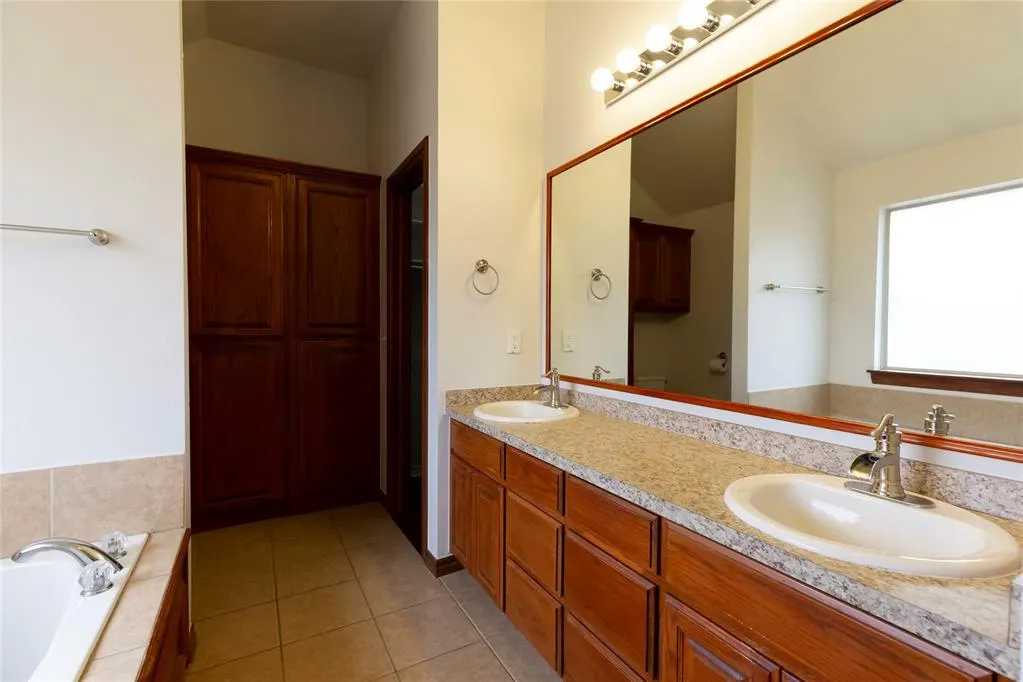 Photo 32 — 1760 SE 5th Street, Newcastle, OK 73065