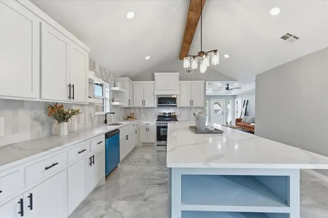 Photo 3 — 332 NW 86th Street, Oklahoma City, OK 73114
