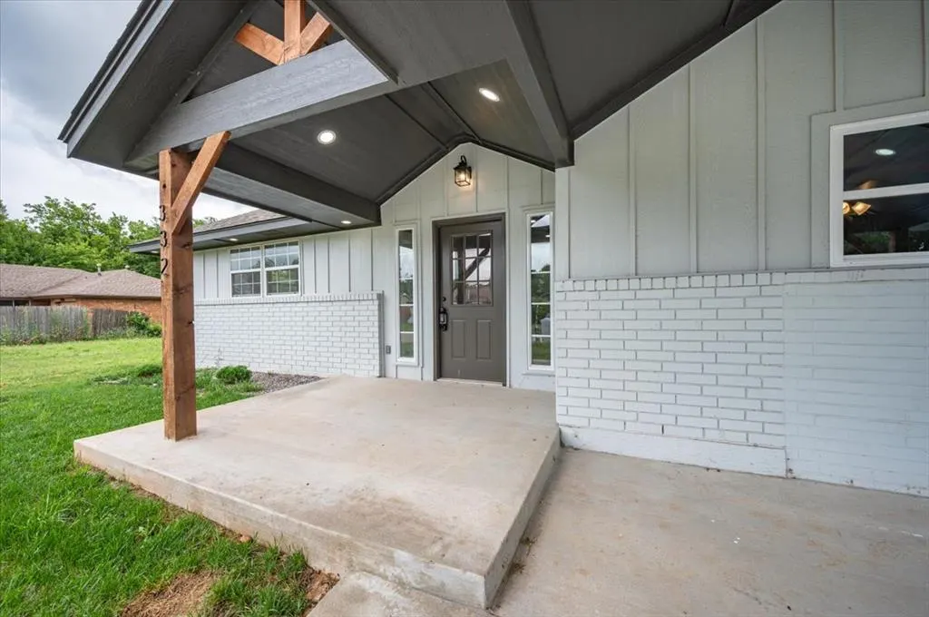 Photo 33 — 332 NW 86th Street, Oklahoma City, OK 73114