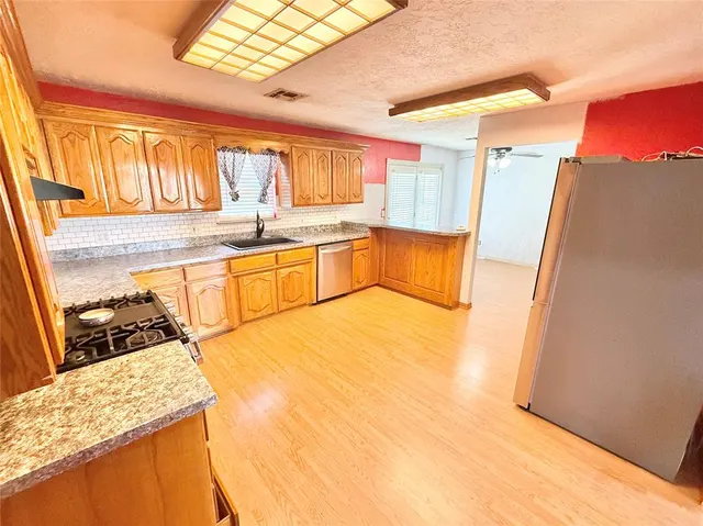 Photo 5 — 509 Cottage Grove Street, Granite, OK 73547