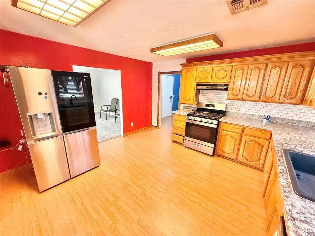 Photo 6 — 509 Cottage Grove Street, Granite, OK 73547