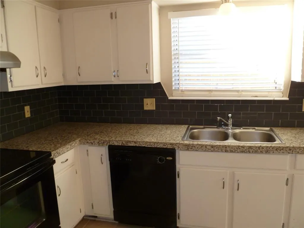 Photo 10 — 9648 hefner village Boulevard, Oklahoma City, OK 73162