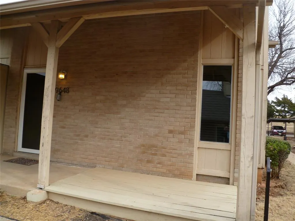 Photo 2 — 9648 hefner village Boulevard, Oklahoma City, OK 73162
