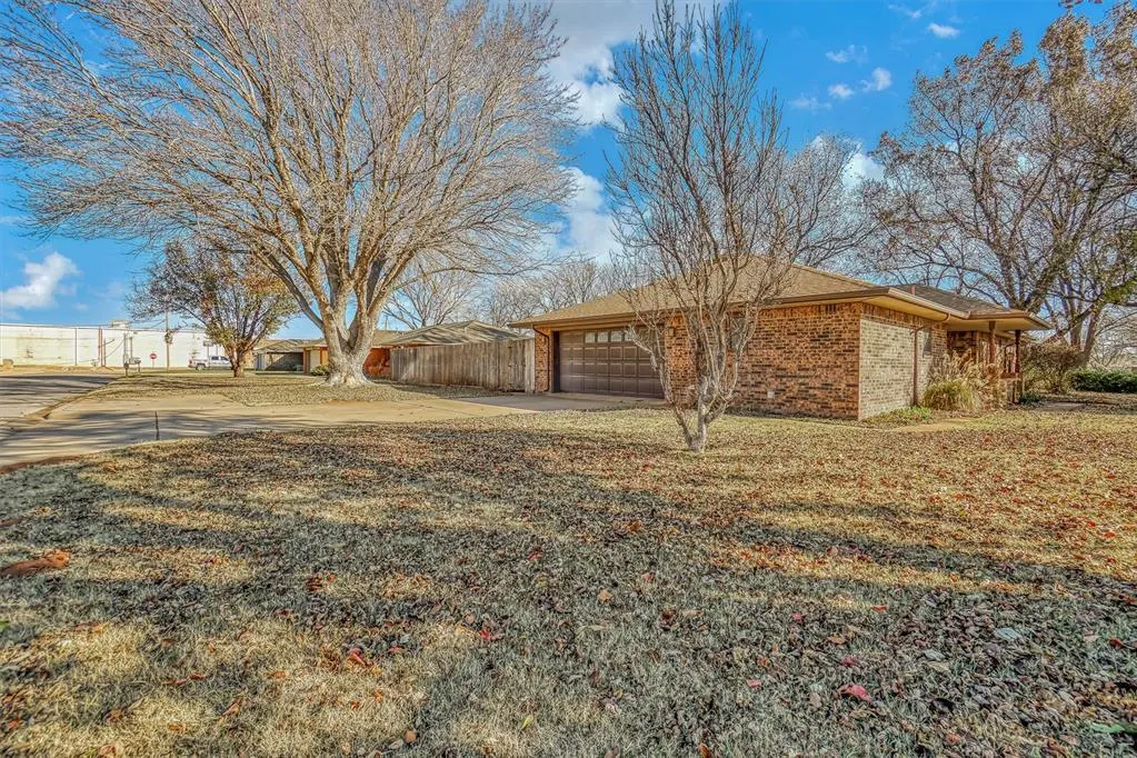 Photo 45 — 111 Shannon Drive, Elk City, OK 73644