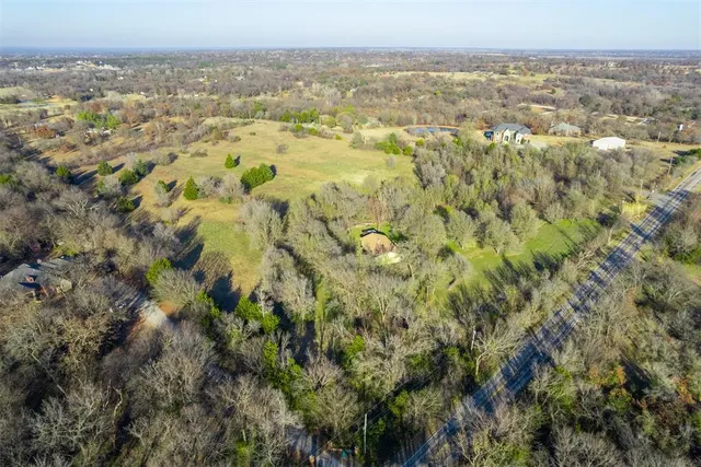 Photo 6 — 6115 E Wilshire Boulevard, Oklahoma City, OK 73141