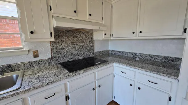 Photo 6 — 8208 NW 28th Terrace, Bethany, OK 73008