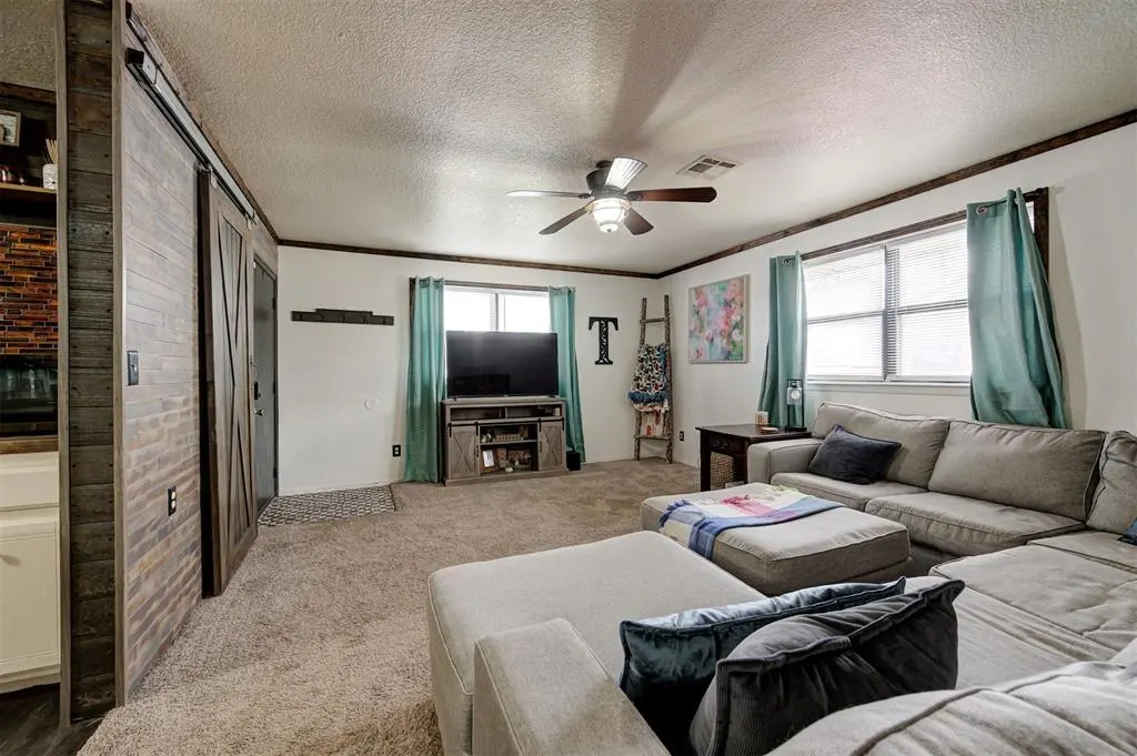 Photo 9 — 115 W Green Street, Meeker, OK 74855