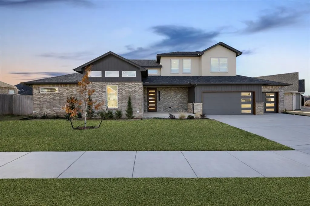 Photo 2 — 7316 NW 158th Street, Edmond, OK 73013