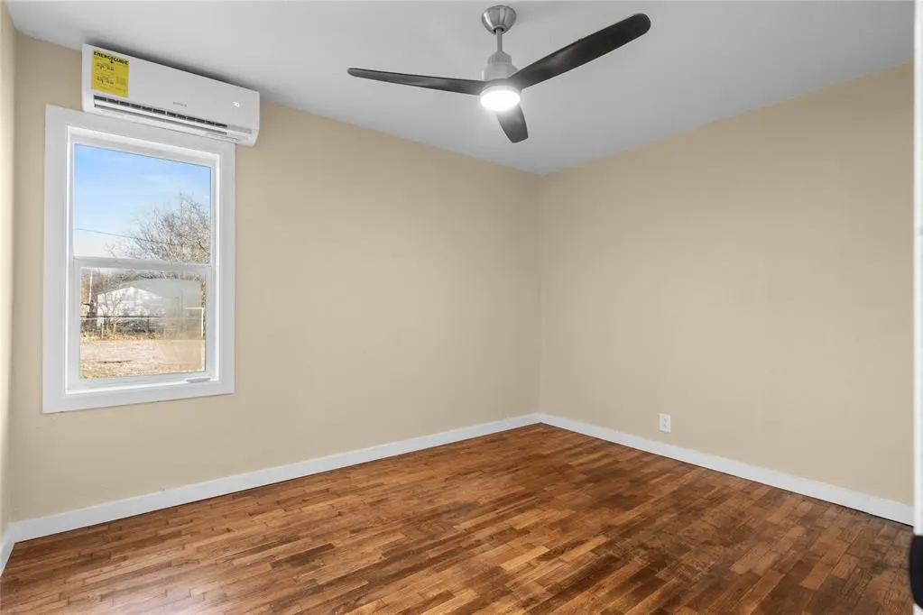 Photo 14 — 406 N 2nd Street, Ringling, OK 73456