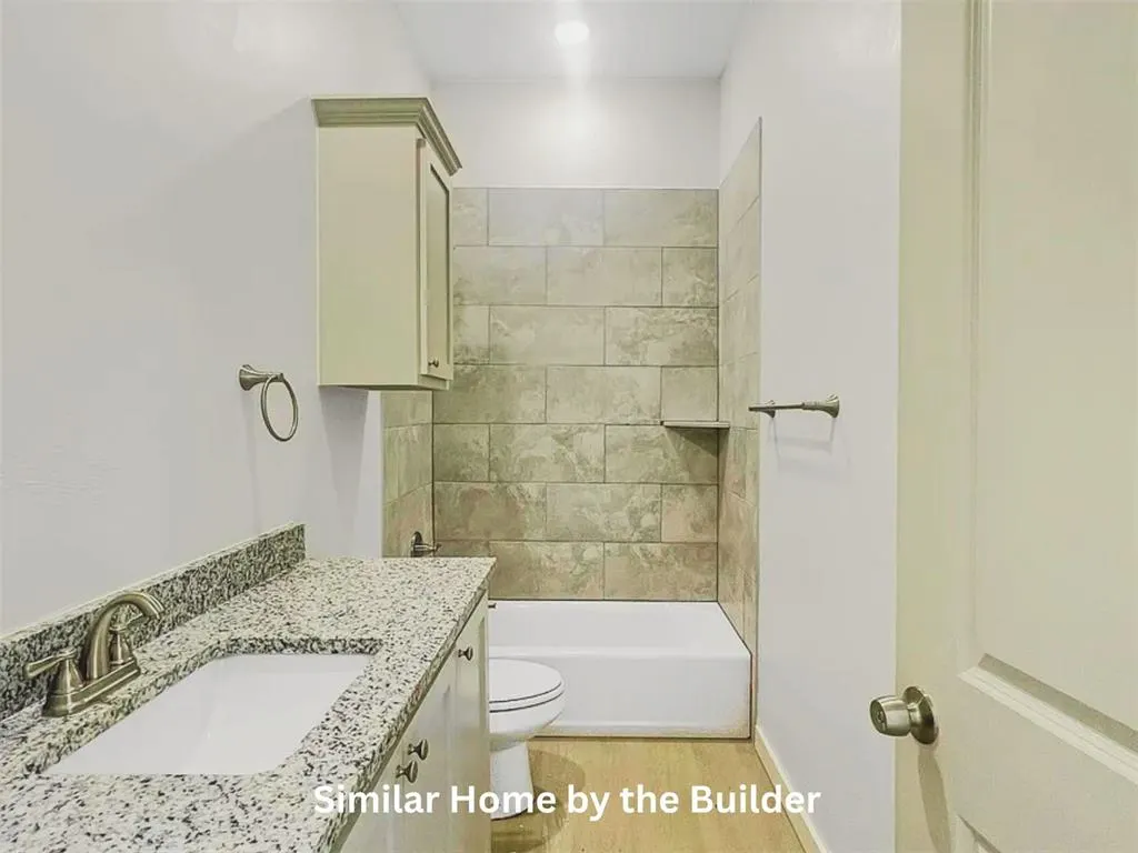 Photo 6 — 412 NW Arlington Avenue, Lawton, OK 73507