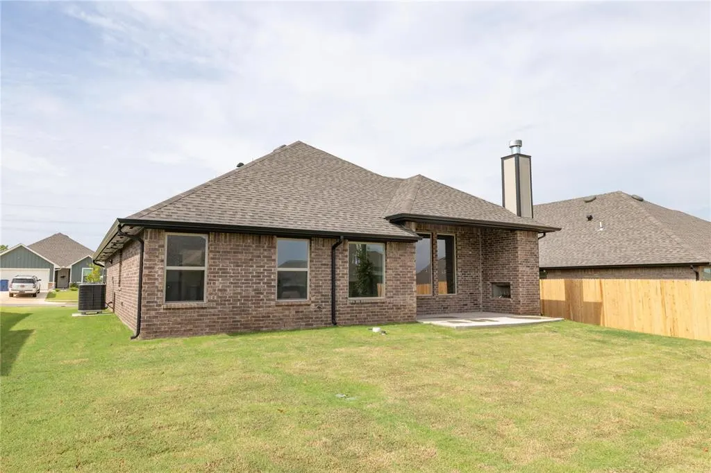 Photo 33 — 13028 NE 9th Street, Choctaw, OK 73020