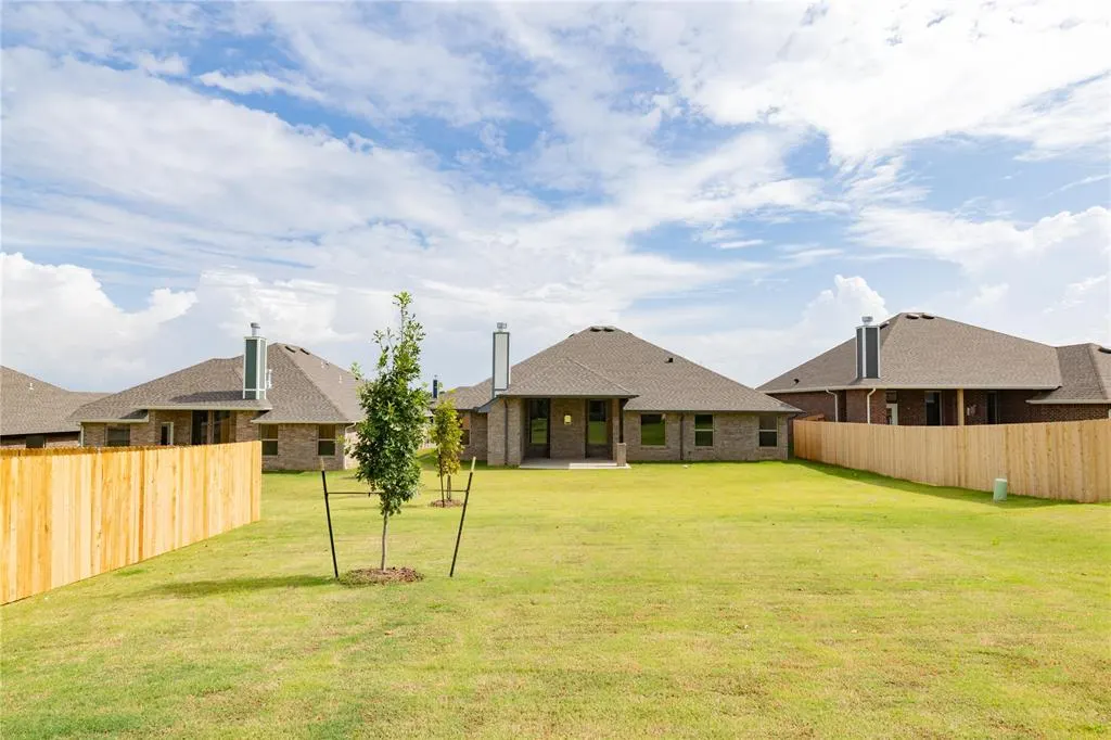 Photo 37 — 13028 NE 9th Street, Choctaw, OK 73020