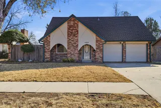 Sold home at 1424 Cambridge Drive