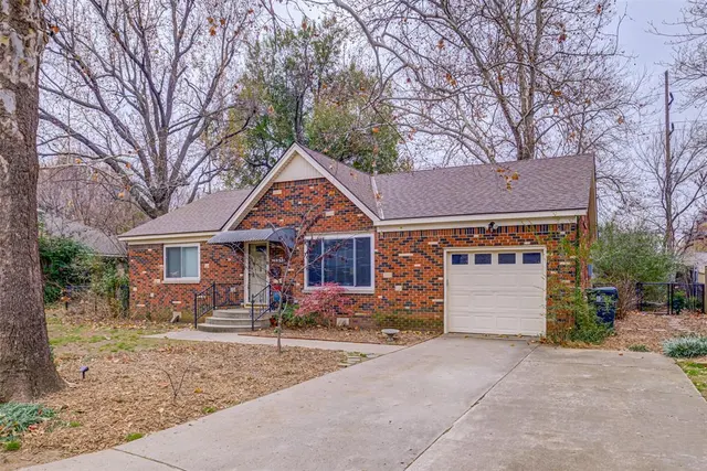 Photo 5 — 1410 Huntington Way, Norman, OK 73069
