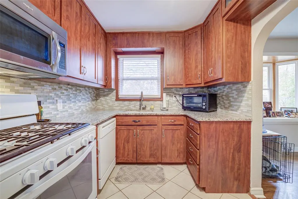 Photo 17 — 1410 Huntington Way, Norman, OK 73069