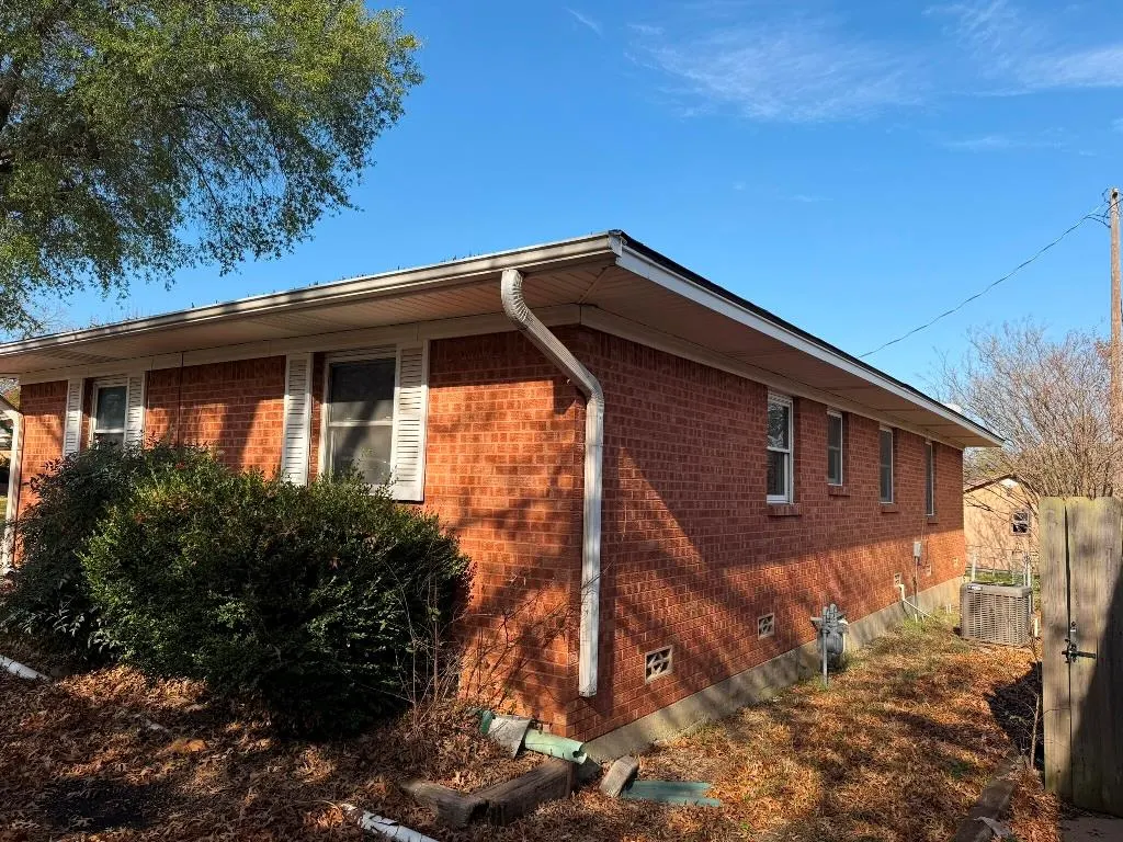 Photo 3 — 205 NW 15th Avenue, Ardmore, OK 73401