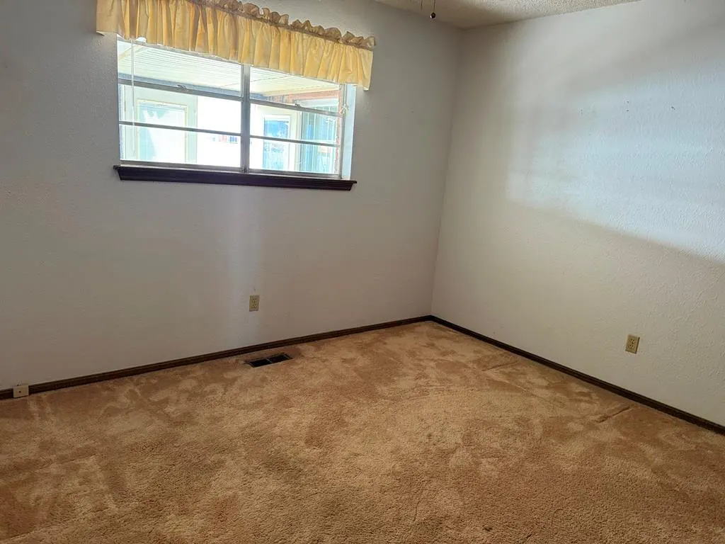 Photo 12 — 2504 SW 92nd Street, Oklahoma City, OK 73159