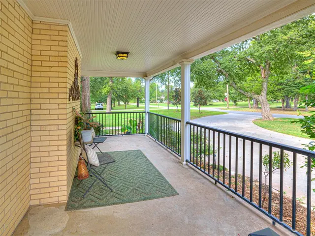 Photo 6 — 7800 NW 37th Street, Bethany, OK 73008