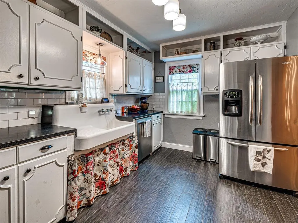 Photo 15 — 7800 NW 37th Street, Bethany, OK 73008