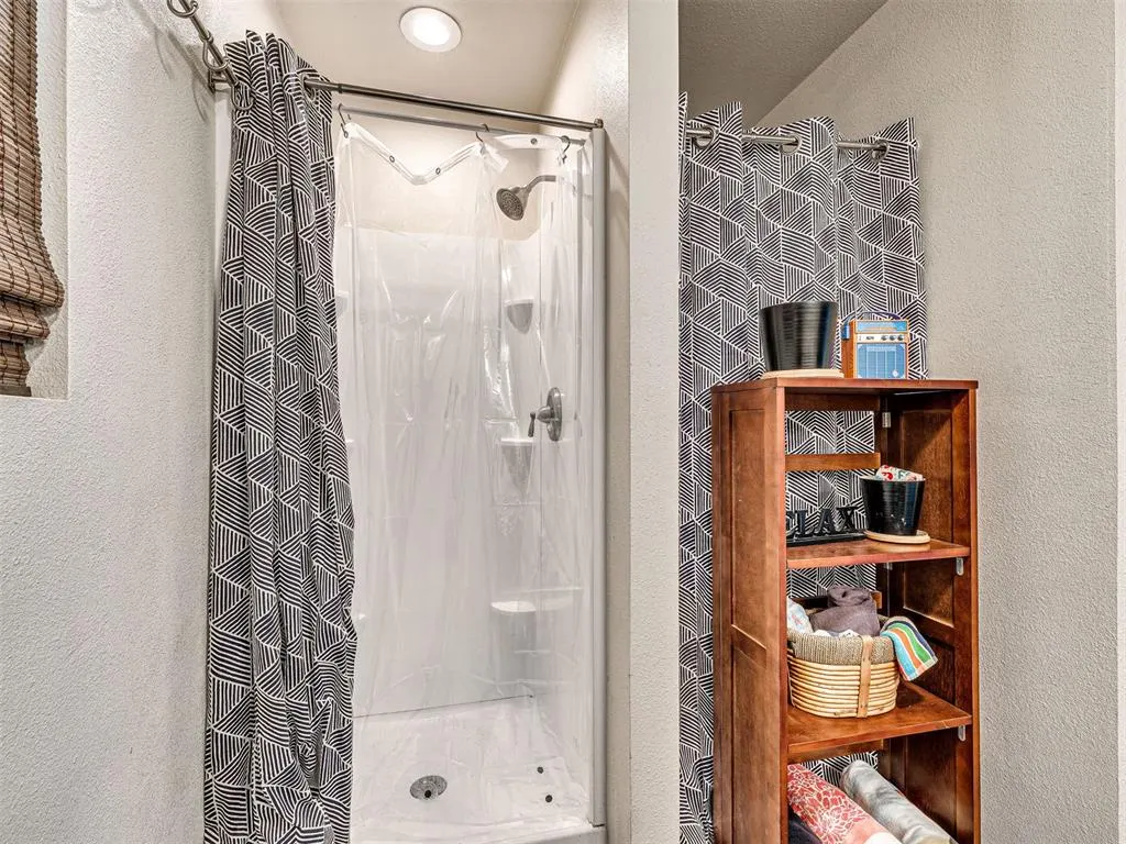 Photo 34 — 7800 NW 37th Street, Bethany, OK 73008