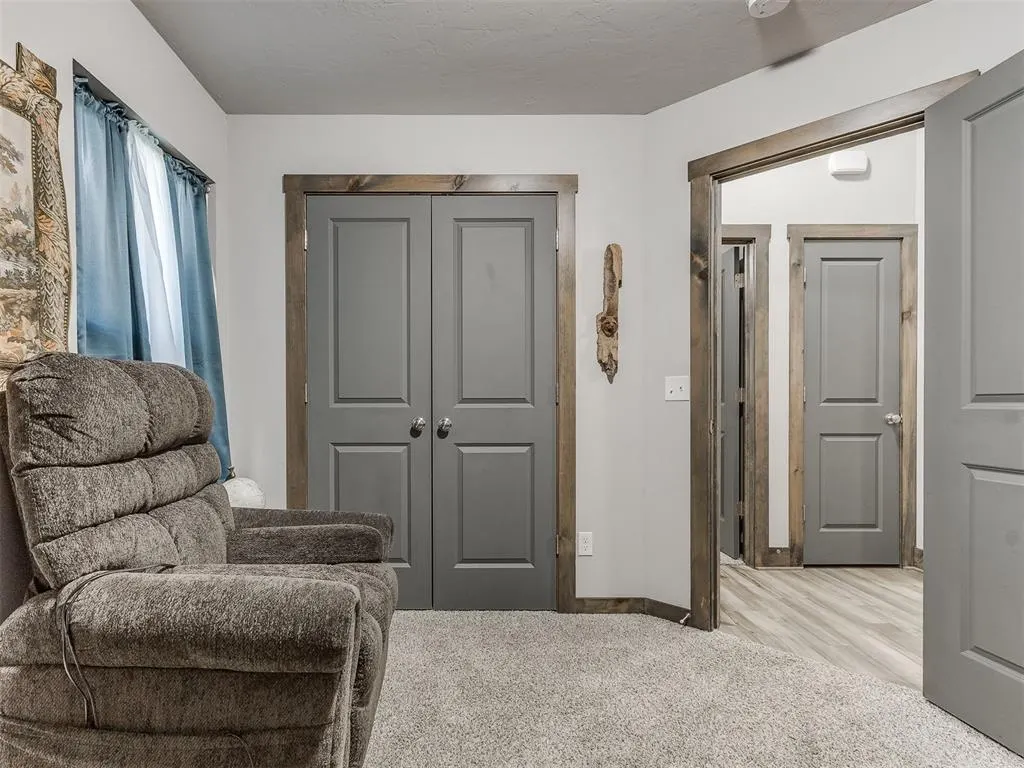 Photo 23 — 210 S 7th Street, Noble, OK 73068