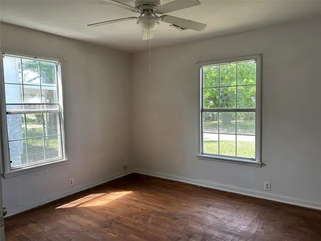 Photo 6 — 707 S 2nd Street, Yukon, OK 73099