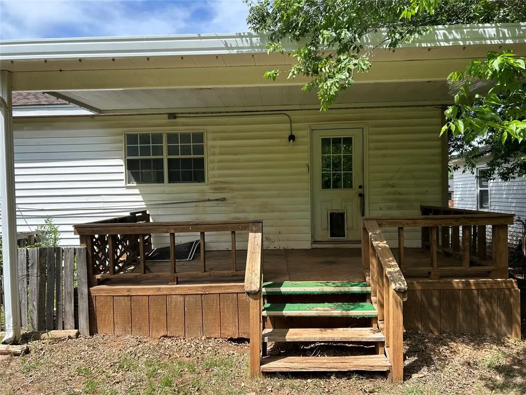 Photo 10 — 707 S 2nd Street, Yukon, OK 73099