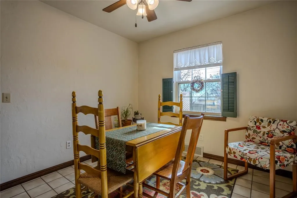 Photo 6 — 119 Elaine Drive, Cordell, OK 73632