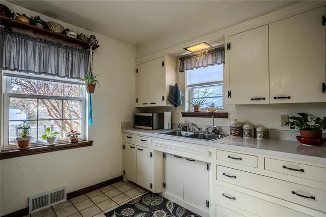 Photo 8 — 119 Elaine Drive, Cordell, OK 73632