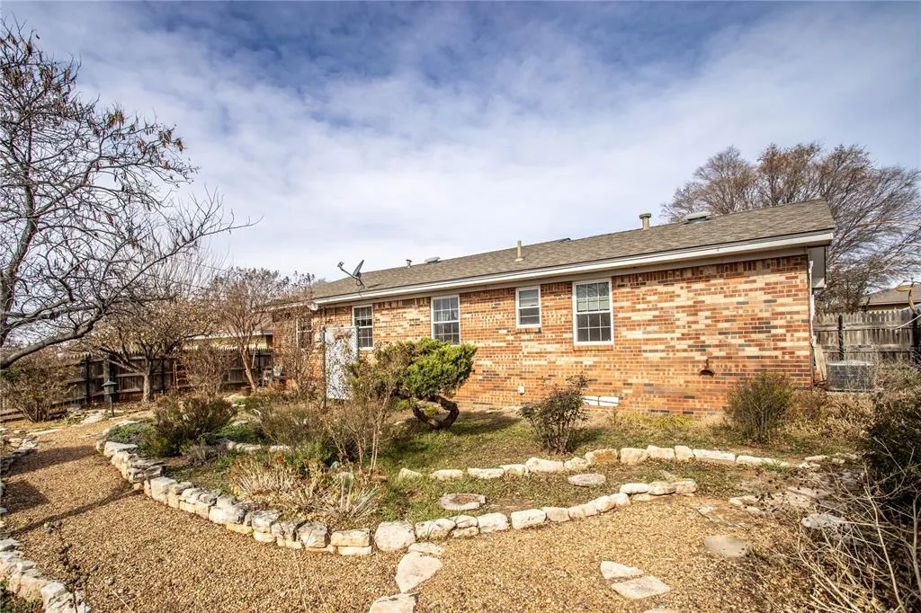 Photo 16 — 119 Elaine Drive, Cordell, OK 73632