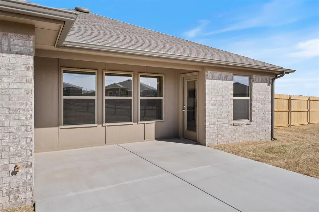 Photo 32 — 692 Elena Drive, Blanchard, OK 73010