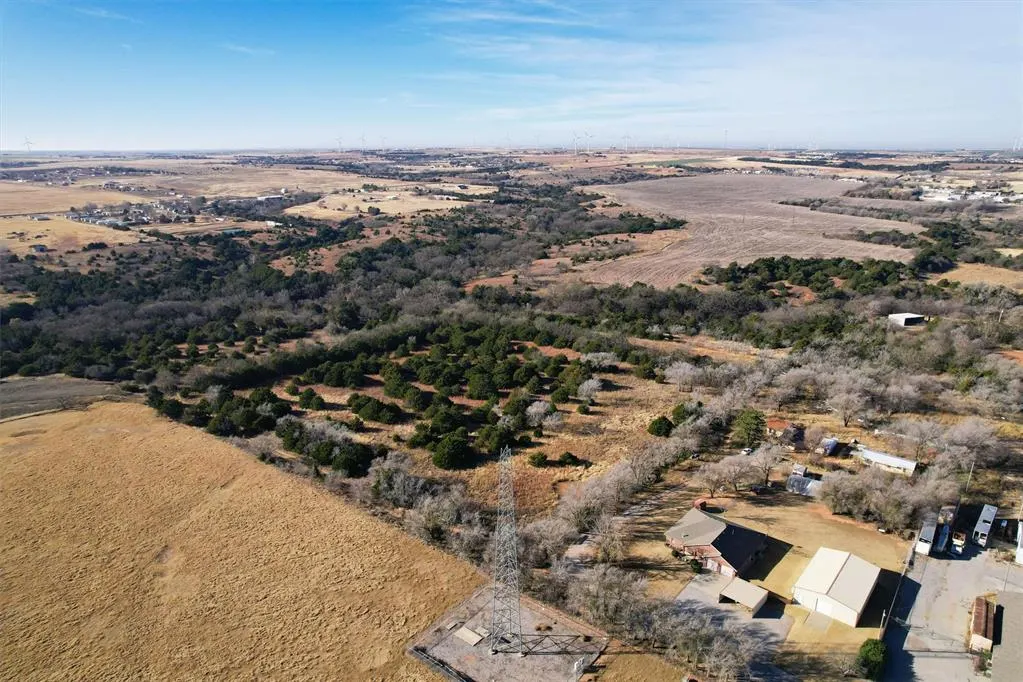 Photo 3 — S Washington Avenue, Weatherford, OK 73096