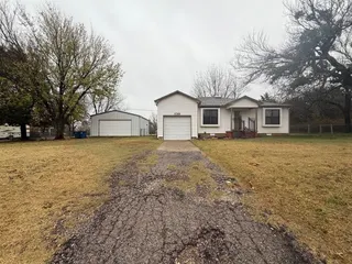 Sold home at 1940 Ives Way